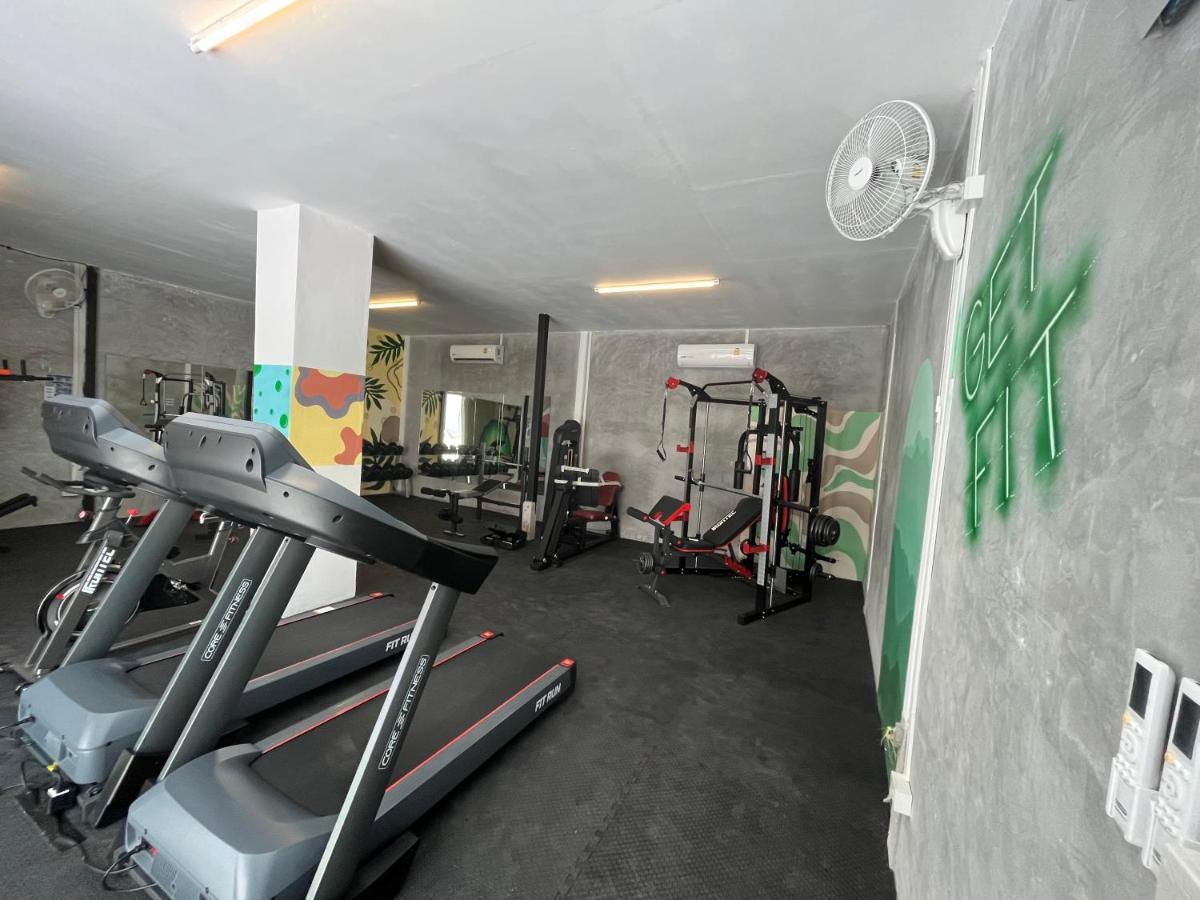 Social Quarters Blanco - Youth Hostel 18 To 35 Only Pantai Railay Luaran gambar