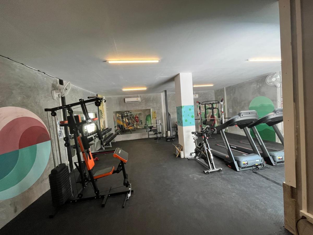 Social Quarters Blanco - Youth Hostel 18 To 35 Only Pantai Railay Luaran gambar