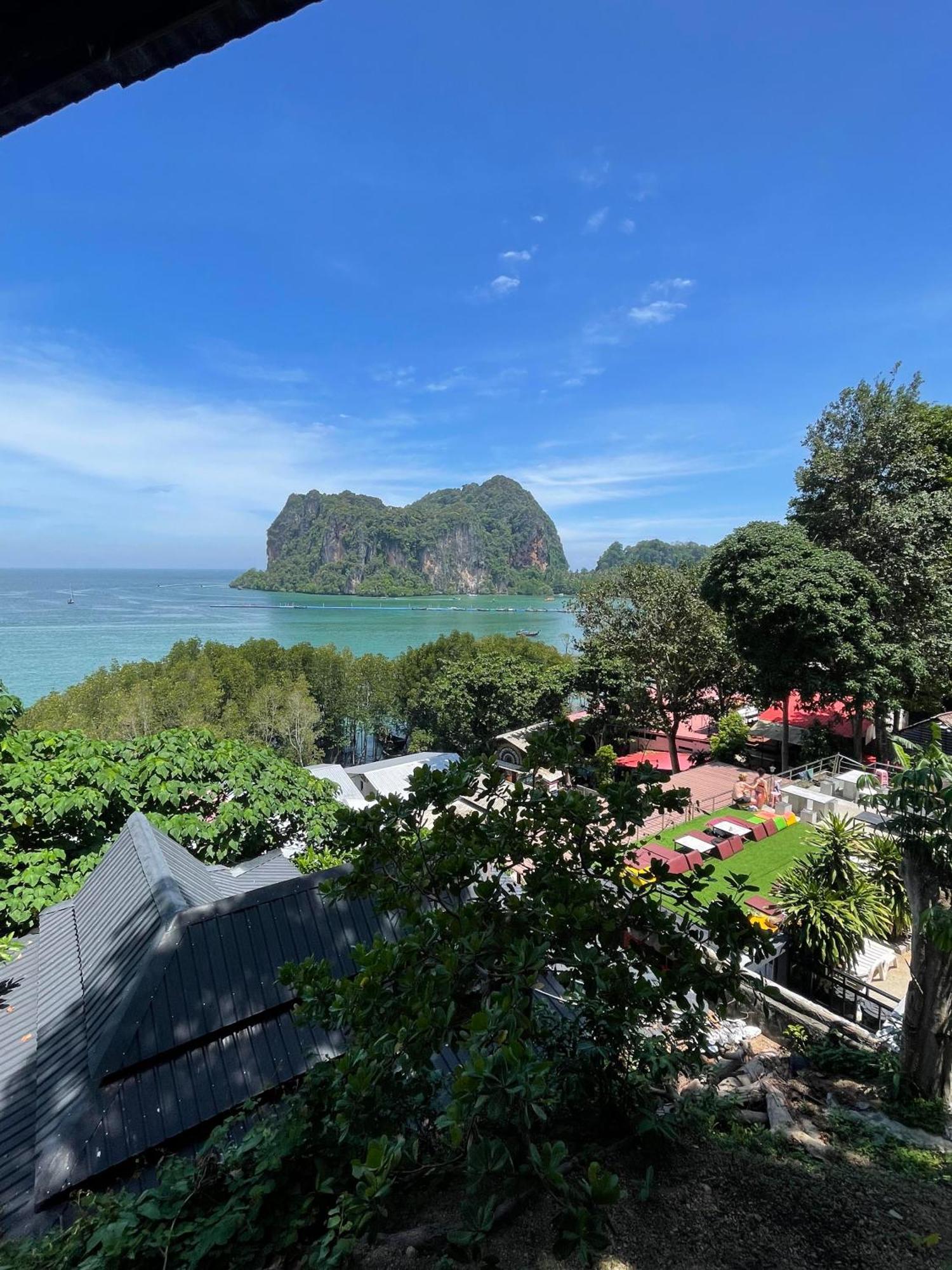 Social Quarters Blanco - Youth Hostel 18 To 35 Only Pantai Railay Luaran gambar