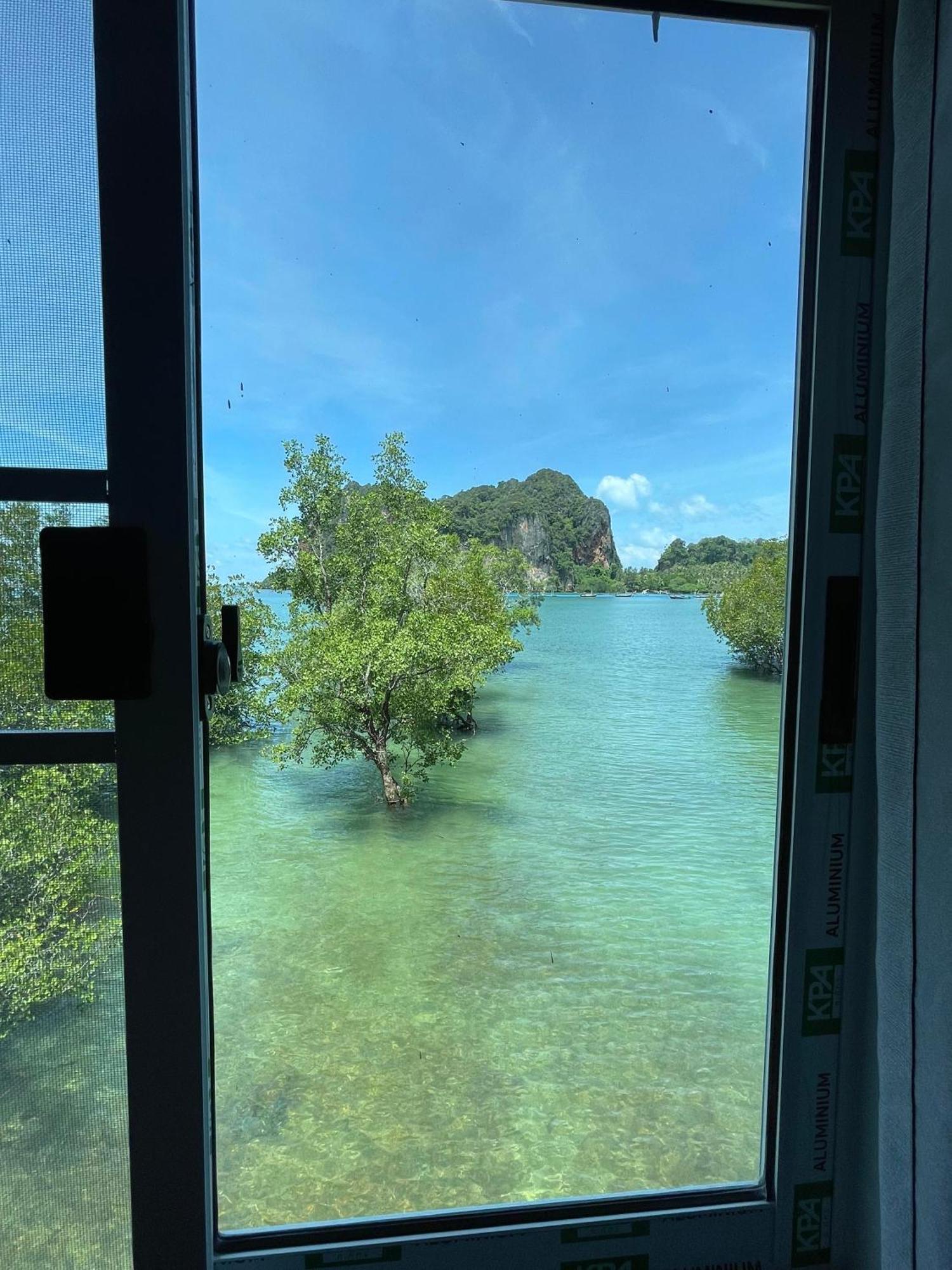 Social Quarters Blanco - Youth Hostel 18 To 35 Only Pantai Railay Luaran gambar