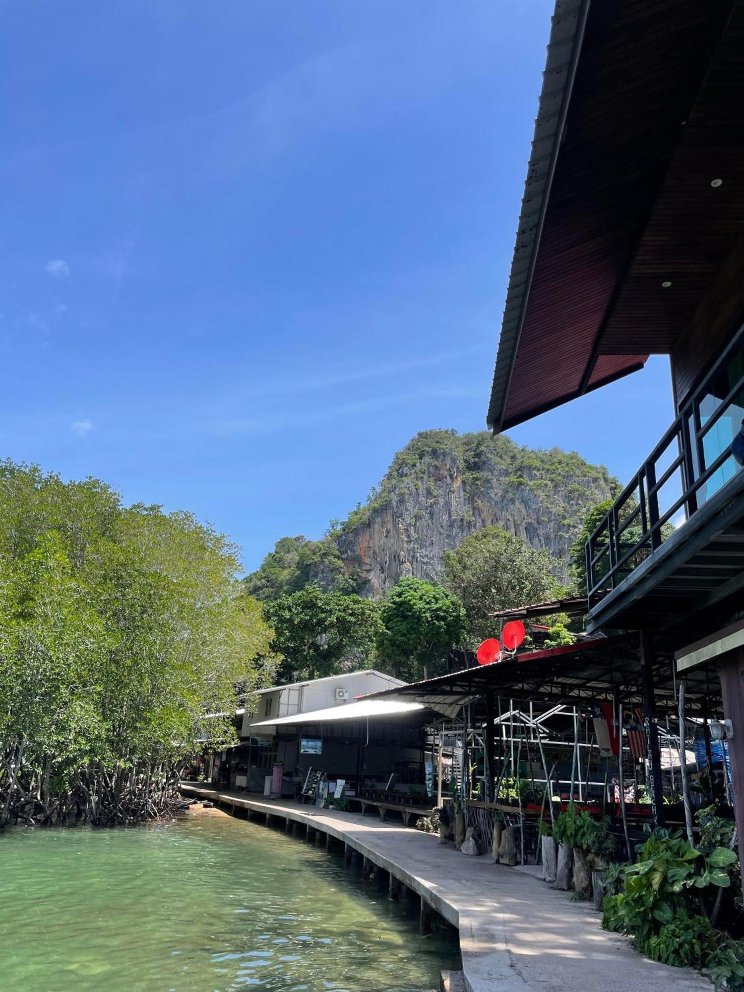 Social Quarters Blanco - Youth Hostel 18 To 35 Only Pantai Railay Luaran gambar